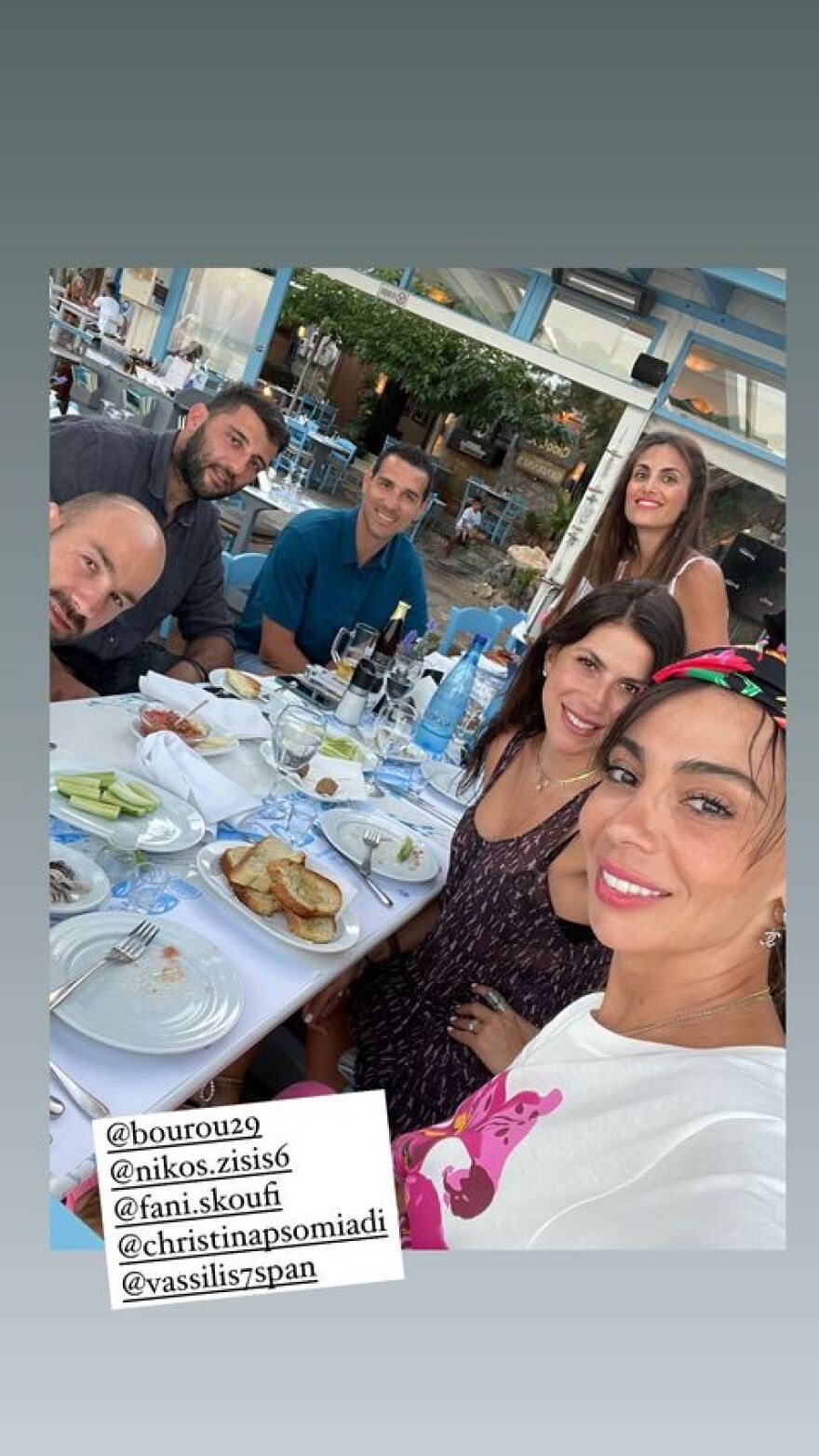 Οικογένεια Βασίλη Σπανούλη: Φωτογραφίες από τις καλοκαιρινές τους διακοπές