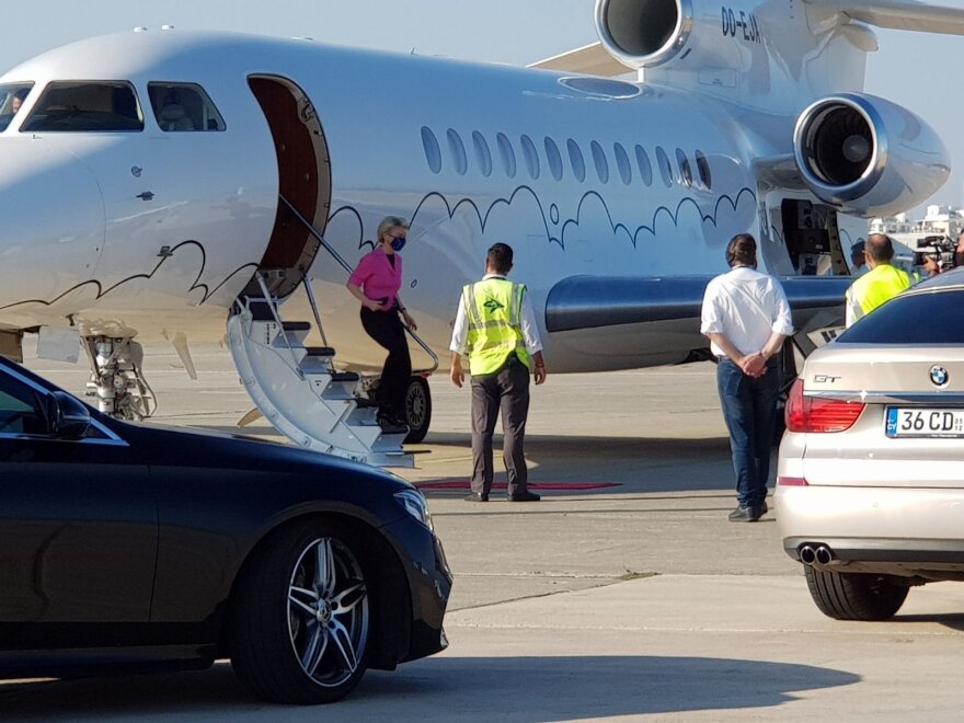 Φονική πυρκαγιά στην Κύπρο: Στις πυρόπληκτες περιοχές η Ούρσουλα Φον Ντερ Λάιεν