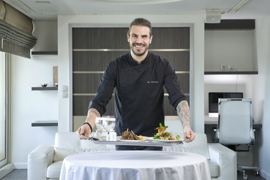 Άκης Πετρετζίκης: Ζει τις πιο όμορφες στιγμές της ζωής του - Το φωτογραφικό άλμπουμ στο instagram 