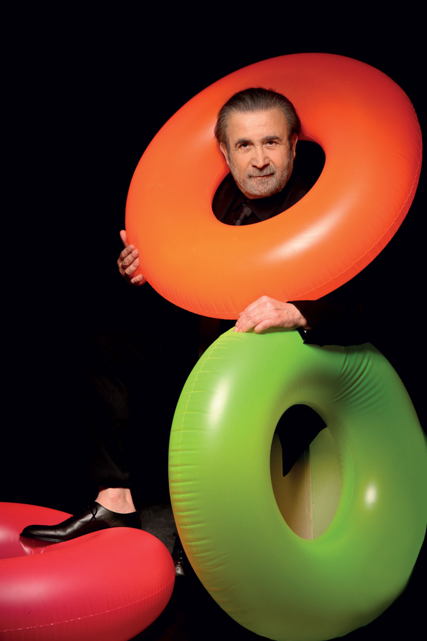 Λάκης Λαζόπουλος: Πώς το βιβλίο για την Τασούλα αποκαλύπτει έναν Λάκη που δεν ξέραμε 