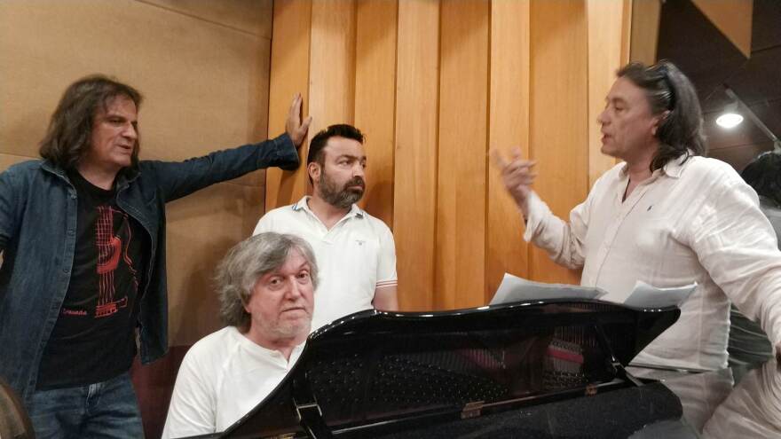 Γενοκτονία Ποντίων: Ένα τραγούδι για τον ήρωα δημοσιογράφο, Νίκο Καπετανίδη - Δείτε το βίντεο