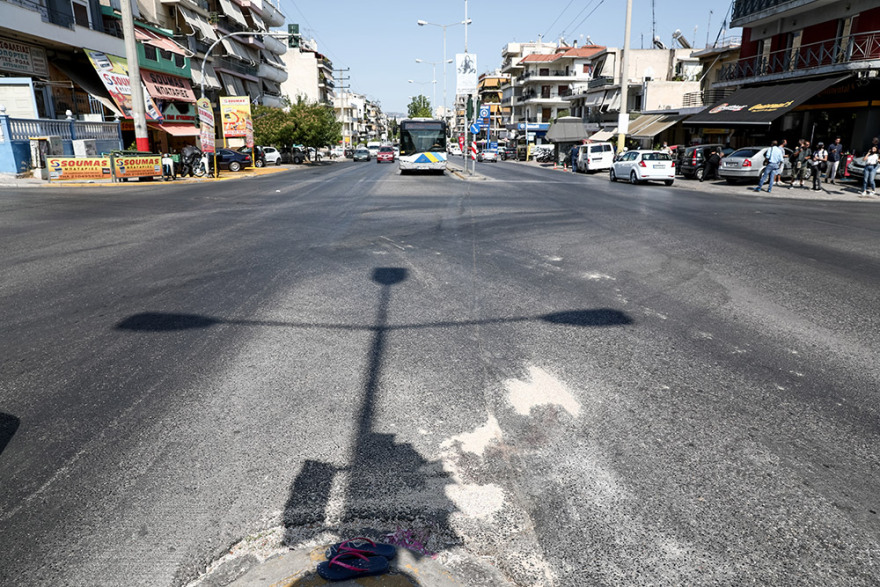 Τραγωδία στη Νίκαια: Φορτηγό παρέσυρε και σκότωσε επτάχρονο κοριτσάκι - Βίντεο και φωτογραφίες
