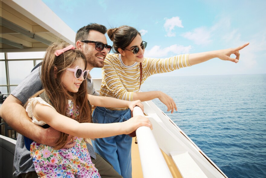 Η απόλυτη εμπειρία διακοπών ξεκινά στα πλοία της Blue Star Ferries!