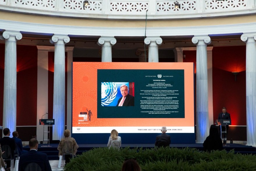 Μαριάννα Β. Βαρδινογιάννη: Κάθε άνθρωπος στον πλανήτη έχει τη δύναμη να μεταμορφώσει τον κόσμο με το αποτύπωμά του