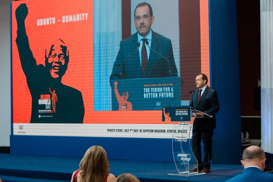 Μαριάννα Β. Βαρδινογιάννη: Κάθε άνθρωπος στον πλανήτη έχει τη δύναμη να μεταμορφώσει τον κόσμο με το αποτύπωμά του