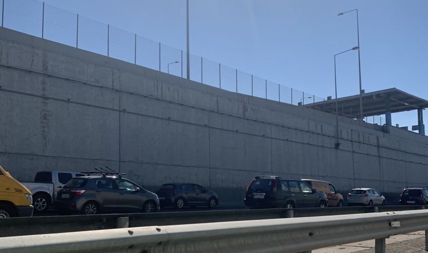 Κίνηση στους δρόμους: Μποτιλιάριασμα στην Αττική Οδό - Με δυσκολία η κίνηση των οχημάτων