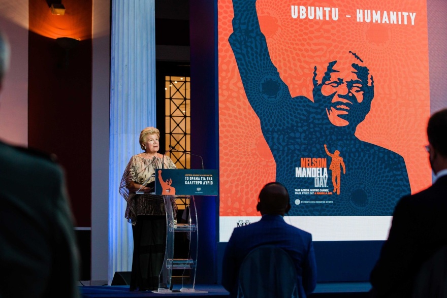 Μαριάννα Β. Βαρδινογιάννη: Κάθε άνθρωπος στον πλανήτη έχει τη δύναμη να μεταμορφώσει τον κόσμο με το αποτύπωμά του