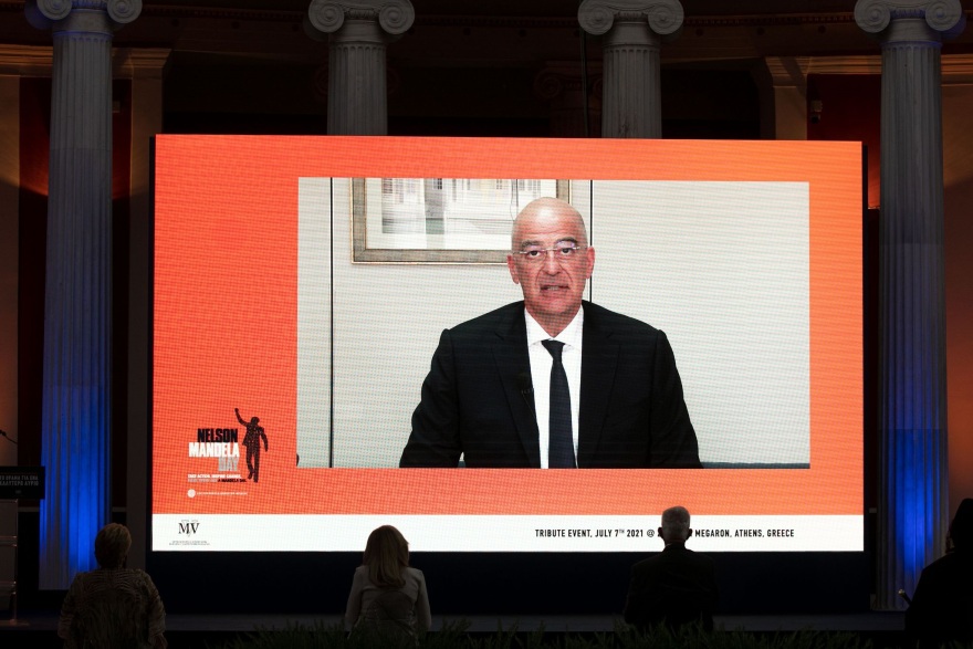 Μαριάννα Β. Βαρδινογιάννη: Κάθε άνθρωπος στον πλανήτη έχει τη δύναμη να μεταμορφώσει τον κόσμο με το αποτύπωμά του