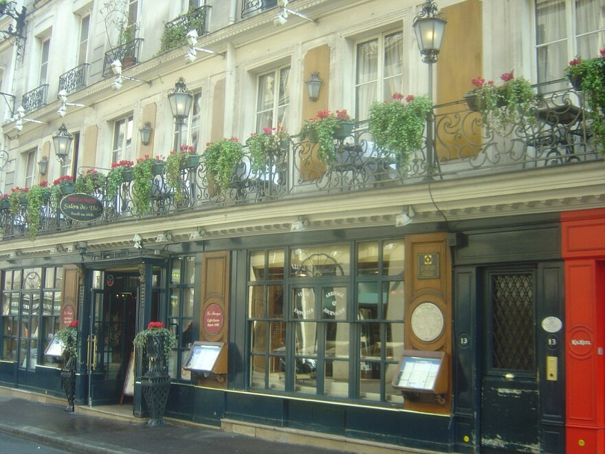 Η ιστορία του παγωτού: Από τα παγωμένα φρούτα του Μεγαλέξανδρου μέχρι το soft ice cream με τον... Έλληνα πατέρα!