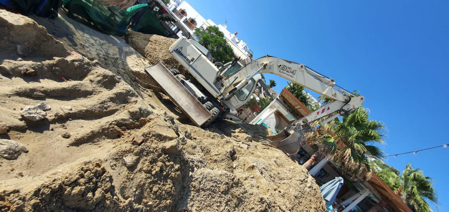 Μύκονος: «Έσκασε» η αποχέτευση από την υπερβολική δόμηση - Βίντεο και φωτογραφίες