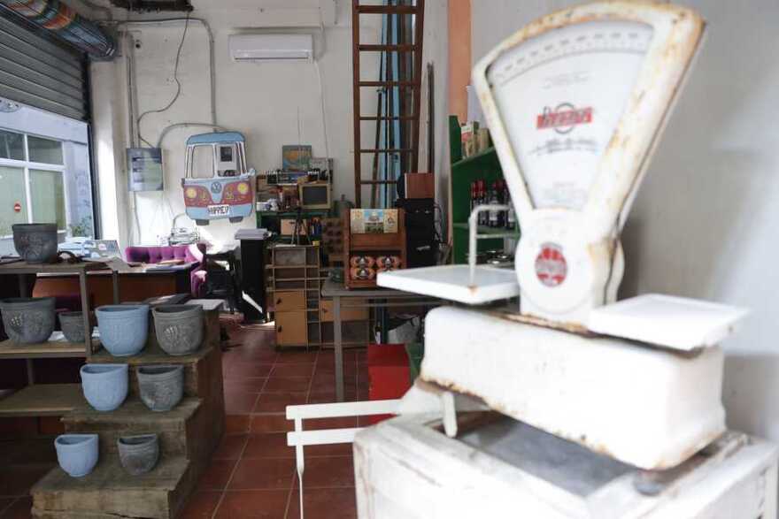 Θεσσαλονίκη: Κωφοί σερβιτόροι σε καφετέρια που προωθεί τη νοηματική γλώσσα - Φωτογραφίες