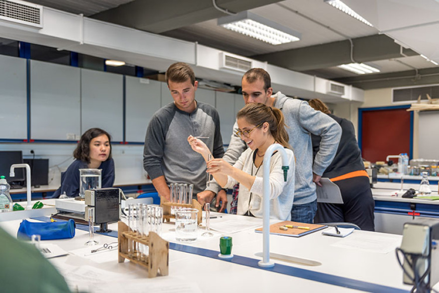 Σπουδές στην Ελλάδα με προδιαγραφές εξωτερικού