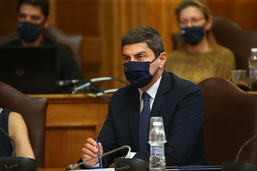 Αυγενάκης: «Δεν ανεχόμαστε οποιασδήποτε μορφής βία»