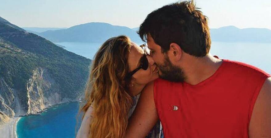 Παντρεύεται η κόρη του Γεράσιμου Αρσένη και της Λούκας Κατσέλη, Αμαλία