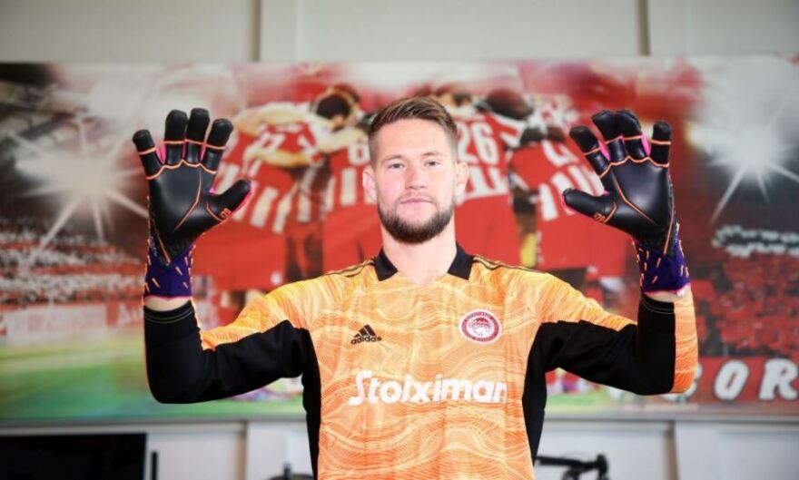 Τινάζει τη μεταγραφική μπάνκα ο Ολυμπιακός: Ανακοίνωσε τους Βατσλίκ, Αγκιμπού Καμαρά και Αλγκασίμ Μπα