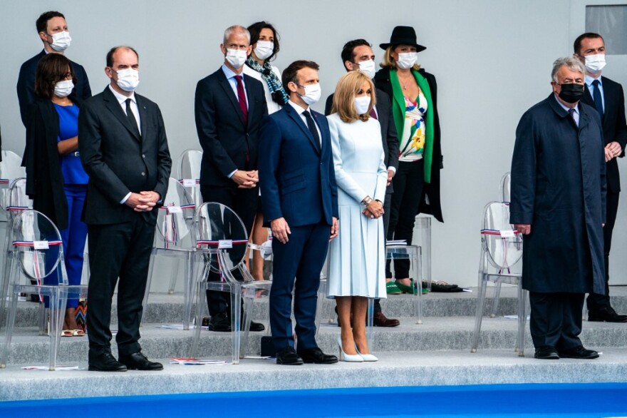 Η Γαλλία γιόρτασε την επέτειο από την Άλωση της Βαστίλης εν μέσω πανδημίας - Δείτε φωτογραφίες 