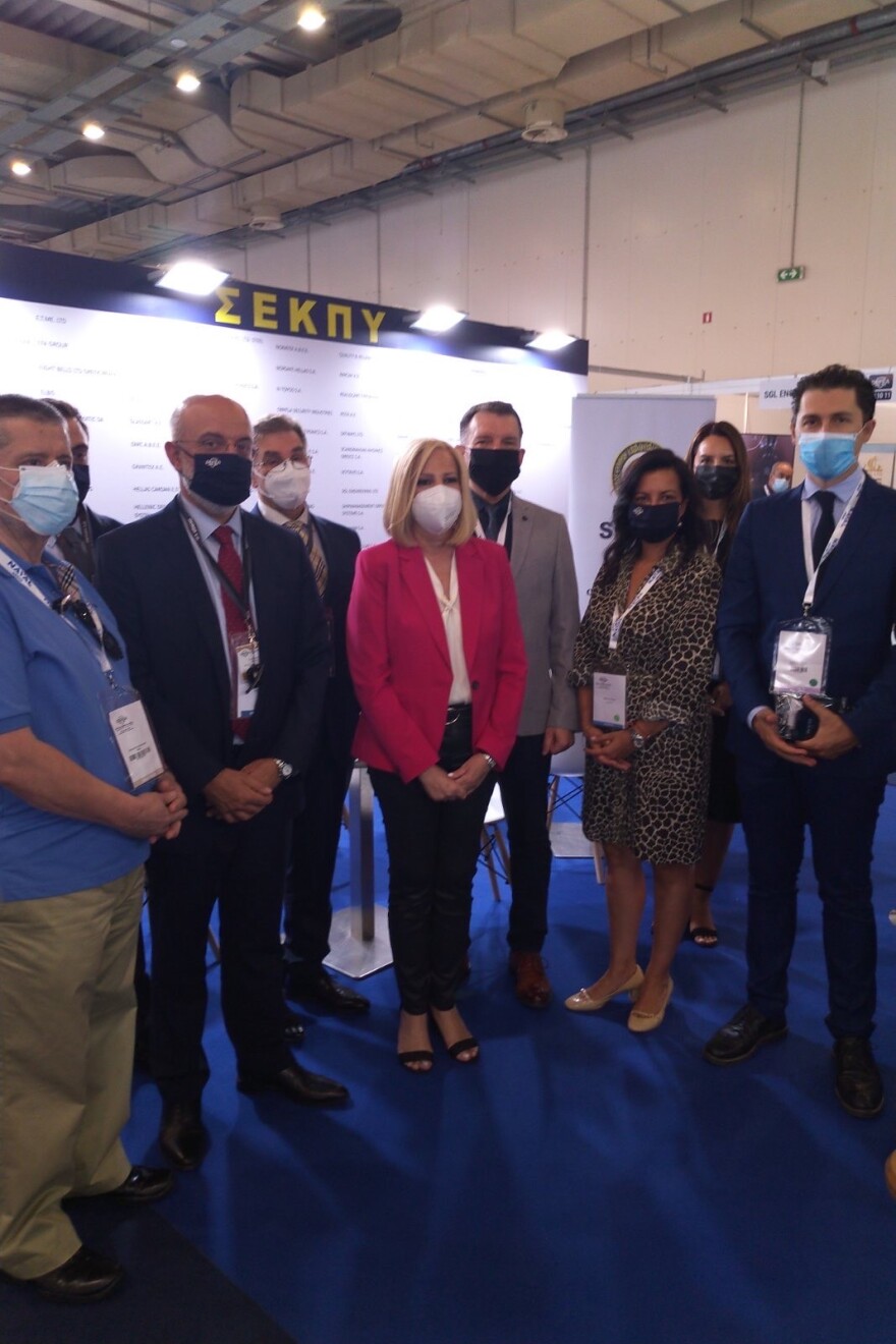 Η συνάντηση της Φώφης Γεννηματά με τη Μαριέττα Γιαννάκου 