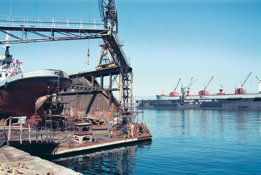 Ναυπηγεία Σκαραμαγκά: Από τον Νιάρχο στον Προκοπίου