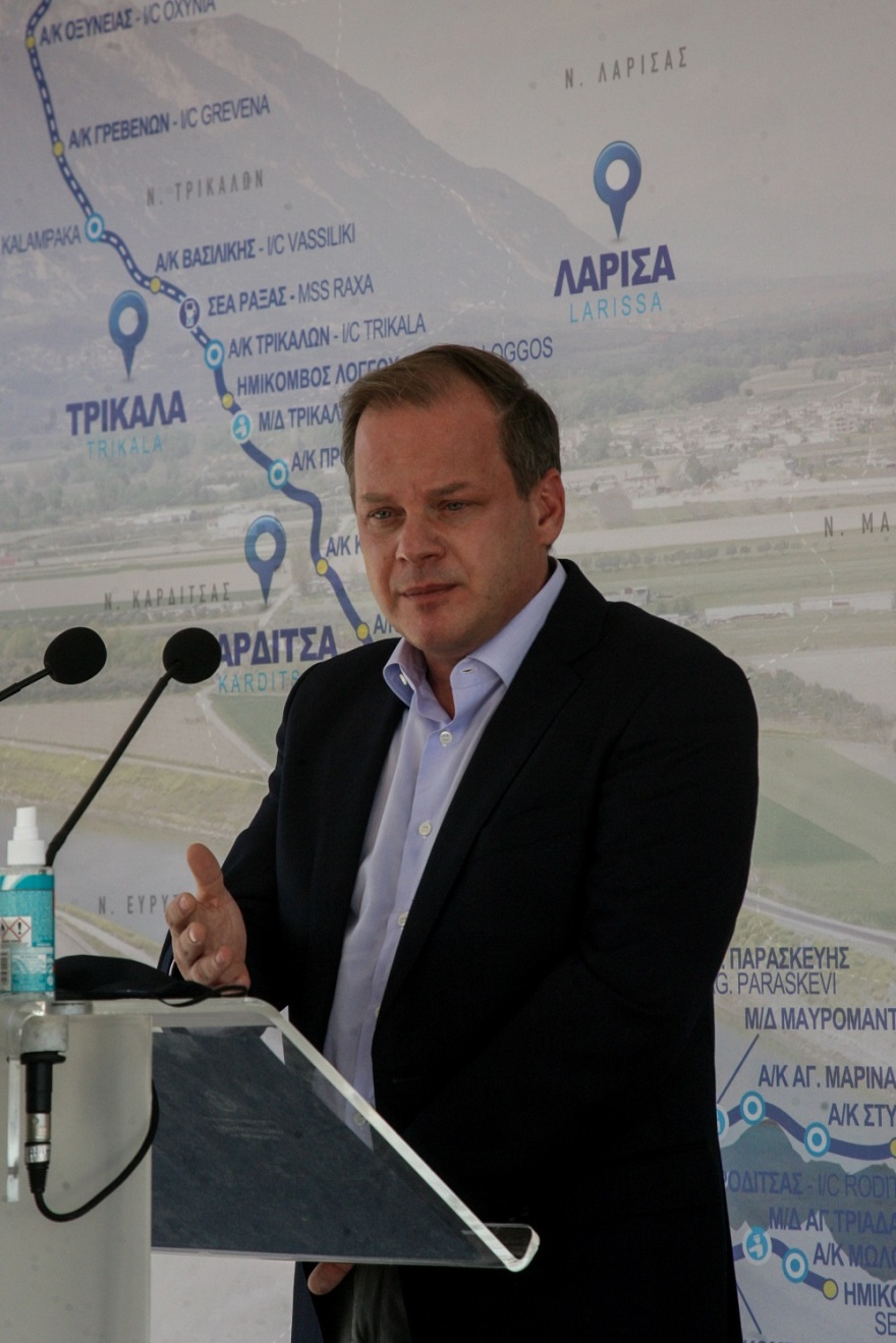 Καραμανλής: Στην κυκλοφορία τα πρώτα 14 χλμ του Νοτίου Τμήματος του Ε65