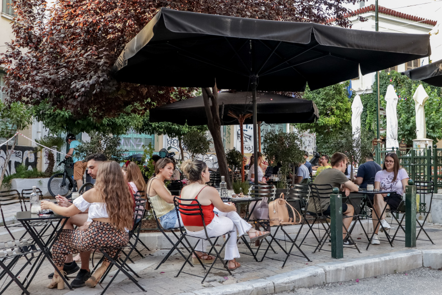 «Μουδιασμένος» ο κλάδος της εστίασης και της νυχτερινής διασκέδασης