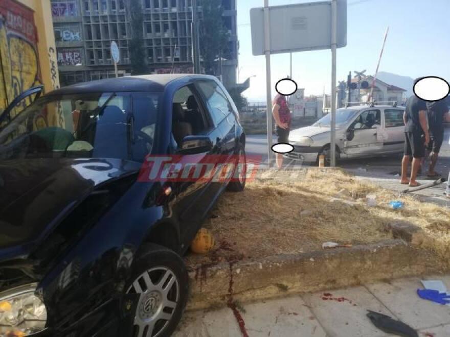 Σφοδρό τροχαίο στην Πάτρα: Αυτοκίνητο παρέσυρε παιδάκι αφού πρώτα συγκρούστηκε με άλλο όχημα 