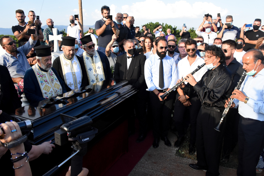 Φιλιώ Πυργάκη: Με τραγούδια και παραδοσιακά όργανα το τελευταίο αντίο της αρχόντισσας του δημοτικού τραγουδιού