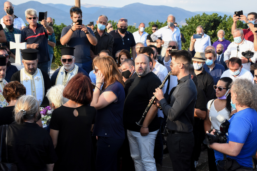 Φιλιώ Πυργάκη: Με τραγούδια και παραδοσιακά όργανα το τελευταίο αντίο της αρχόντισσας του δημοτικού τραγουδιού