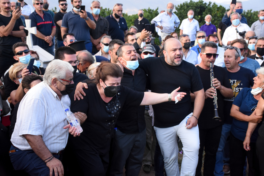 Φιλιώ Πυργάκη: Με τραγούδια και παραδοσιακά όργανα το τελευταίο αντίο της αρχόντισσας του δημοτικού τραγουδιού