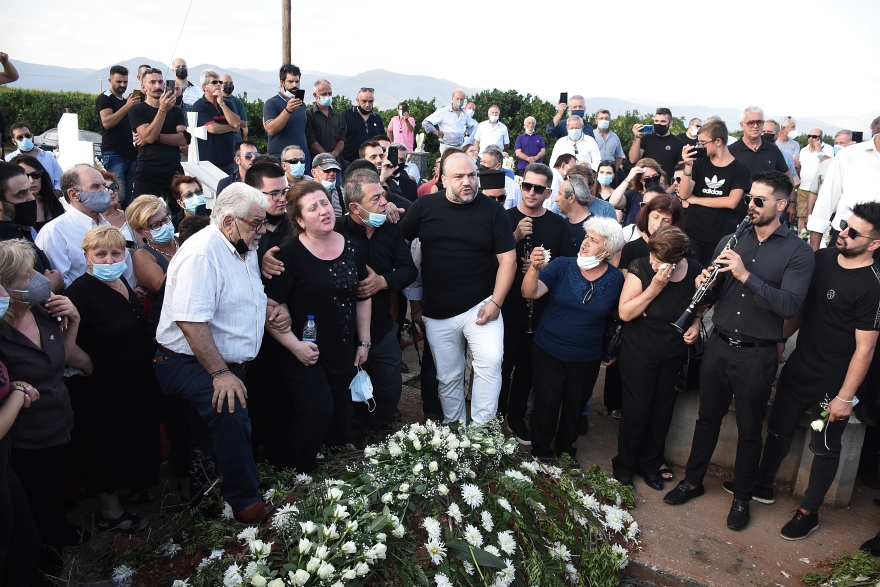 Φιλιώ Πυργάκη: Με τραγούδια και παραδοσιακά όργανα το τελευταίο αντίο της αρχόντισσας του δημοτικού τραγουδιού