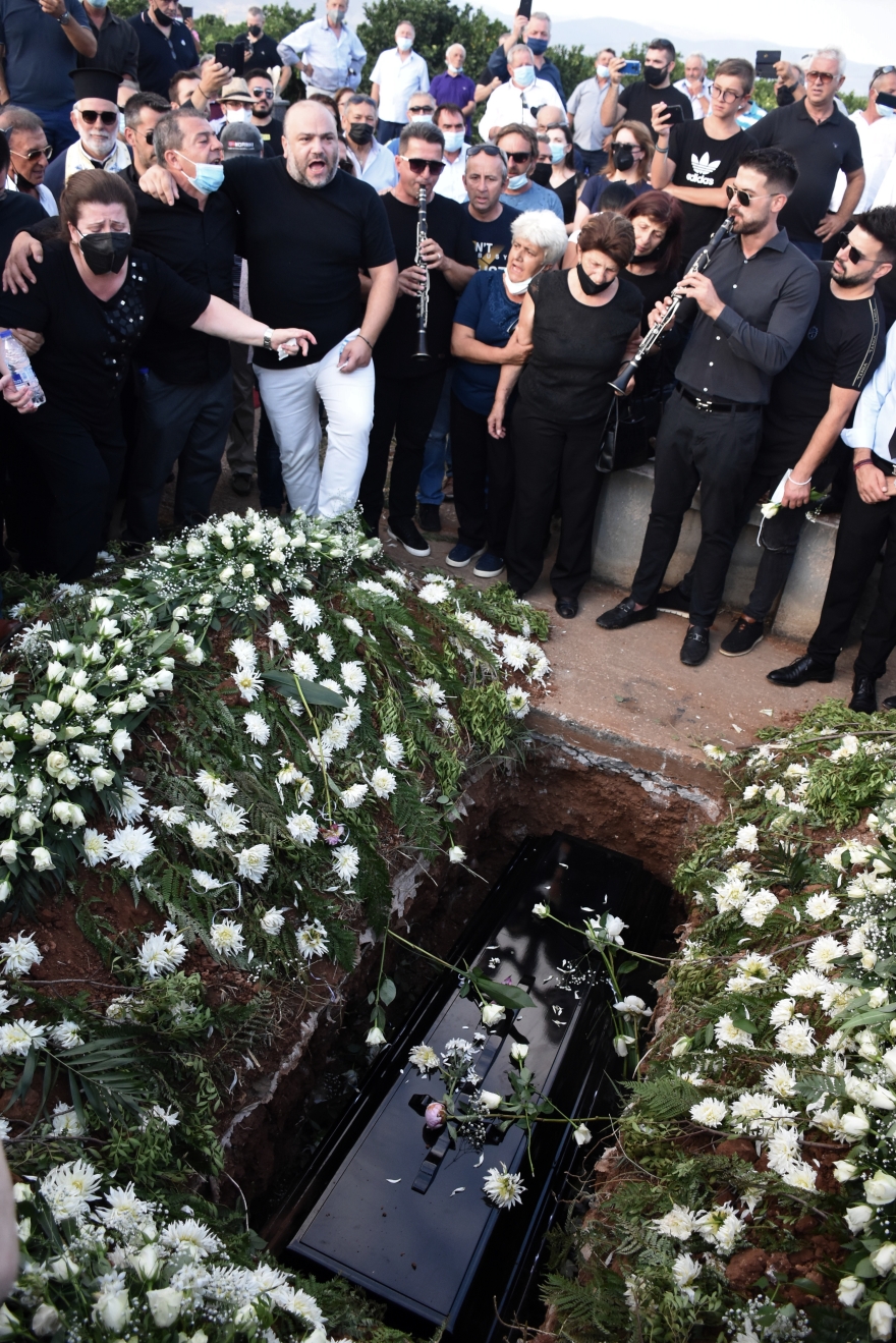 Φιλιώ Πυργάκη: Με τραγούδια και παραδοσιακά όργανα το τελευταίο αντίο της αρχόντισσας του δημοτικού τραγουδιού