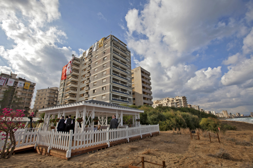 Κύπρος: Ο Ερντογάν με «δώρα» στο ψευδοκράτος - Οι Τουρκοκύπριοι του γυρίζουν την πλάτη