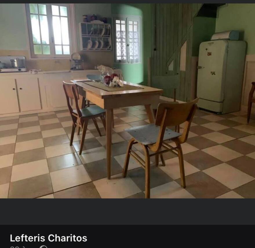 Τρία μοντέλα και μία τραγουδίστρια στο σπίτι του Big Brother και τα... χαστούκια του έρωτα