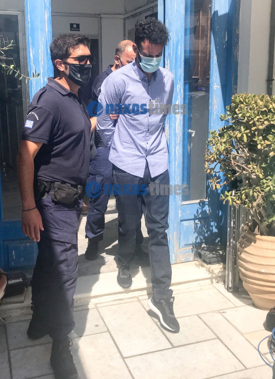 Φολέγανδρος: «Συλλυπητήρια και καλή δύναμη στους γονείς της Γαρυφαλλιάς» ψέλλισε ο δολοφόνος στα δικαστήρια