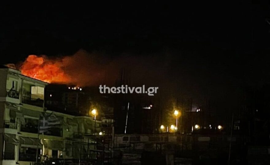  Θεσσαλονίκη: Μεγάλη φωτιά κοντά στη Νέα Ευκαρπία - Βίντεο και φωτογραφίες