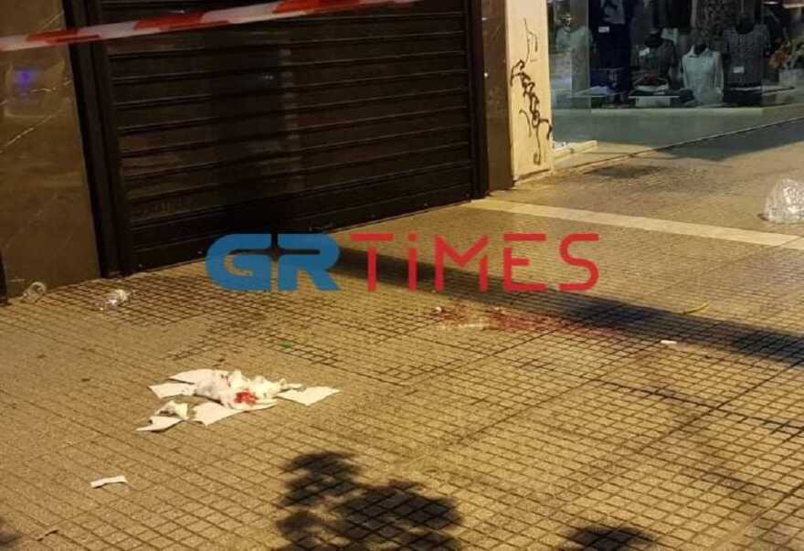 Θεσσαλονίκη: Πυροβολισμοί στην Ερμού - Ένας τραυματίας (βίντεο και φωτογραφίες)