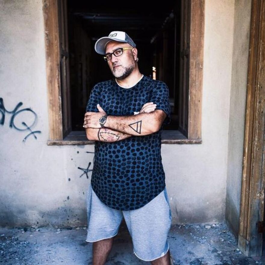 Η Θεσσαλονίκη αποχαιρέτησε τον DJ που πέθανε από ηλεκτροπληξία