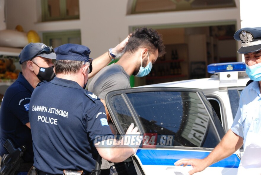 Έγκλημα στη Φολέγανδρο: Προφυλακιστέος κρίθηκε ο 30χρονος δολοφόνος της Γαρυφαλλιάς 