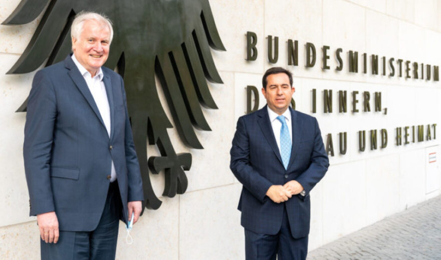 Μεταναστευτικό: 2.789 άτομα από τα ελληνικά νησιά στη Γερμανία – Ενισχύεται η συνεργασία με την Ελλάδα