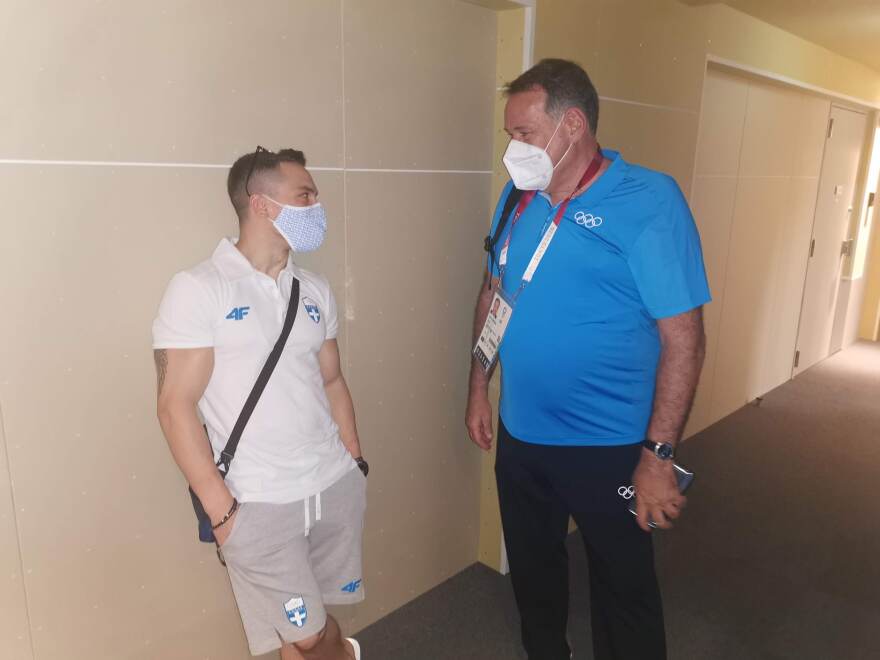 Ολυμπιακοί Αγώνες: Επισκέφθηκε τους αθλητές στο Ολυμπιακό Χωριό ο Σπύρος Καπράλος