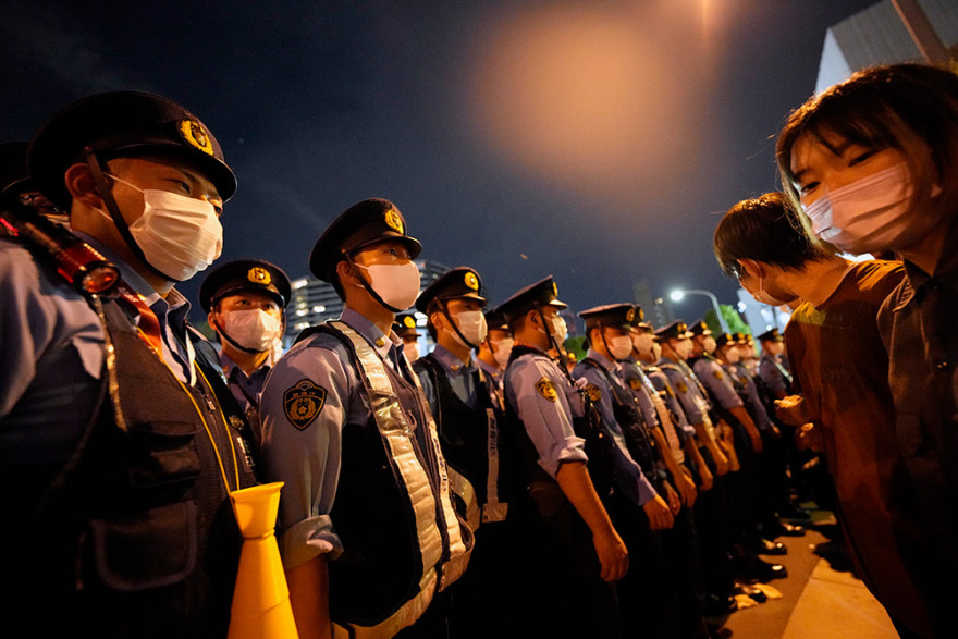 Ολυμπιακοί Αγώνες: Ξεκίνησαν με μια λιτή αλλά γεμάτη συναίσθημα τελετή έναρξης - Δείτε βίντεο και φωτογραφίες 