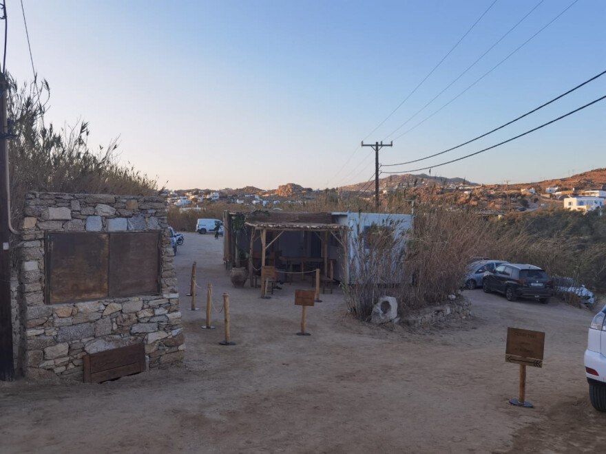 Μύκονος: Φτιάχνουν «Covid Test Center» μέσα στα beach bars! - Δείτε βίντεο