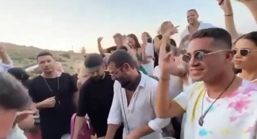 Μύκονος: «Κορωνοπάρτι» Ισραηλινών σε πολυτελή βίλα - Δείτε βίντεο και φωτογραφίες