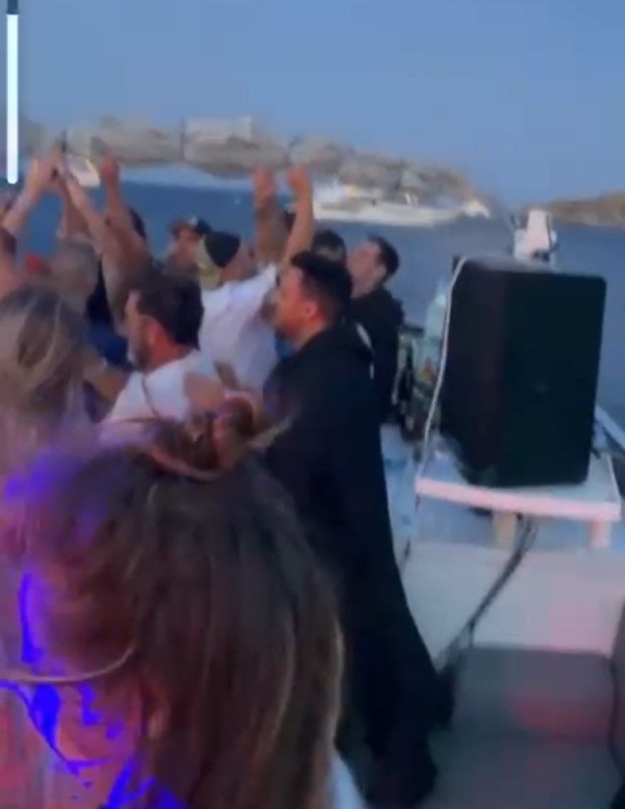 Μύκονος: Με κορωνοπάρτι σε πολυτελή γιοτ «υποδέχονται» την άρση των μέτρων - Δείτε βίντεο