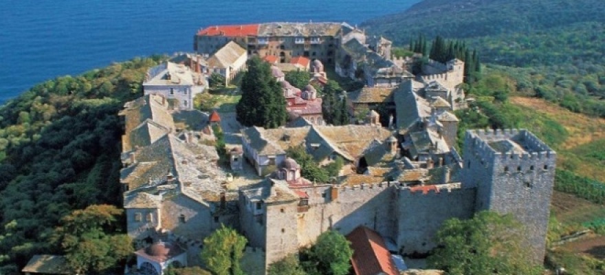 Αρχαίοι Έλληνες φιλόσοφοι σε τοιχογραφίες χριστιανικών ναών μαζί με αγίους!