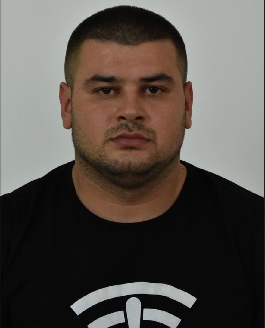 Αυτά είναι τα μέλη της σπείρας που «χτυπούσαν» ATM - Ανάμεσά τους ο γνωστός «τράπερ»