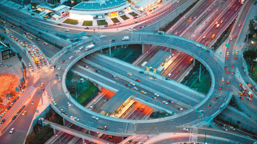 Μετά από 40 χρόνια, δημόσια έργα χωρίς Μπόμπολα