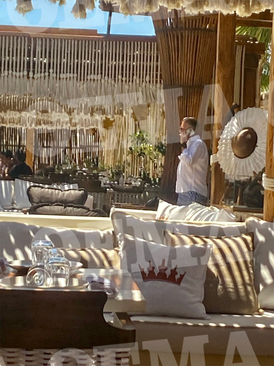 Μύκονος: Από τις ΗΠΑ και το σκάνδαλο με τις μετοχές... χαλαρός και ωραίος στο νησί ο Γιώργος Νίκας - Δείτε φωτογραφίες