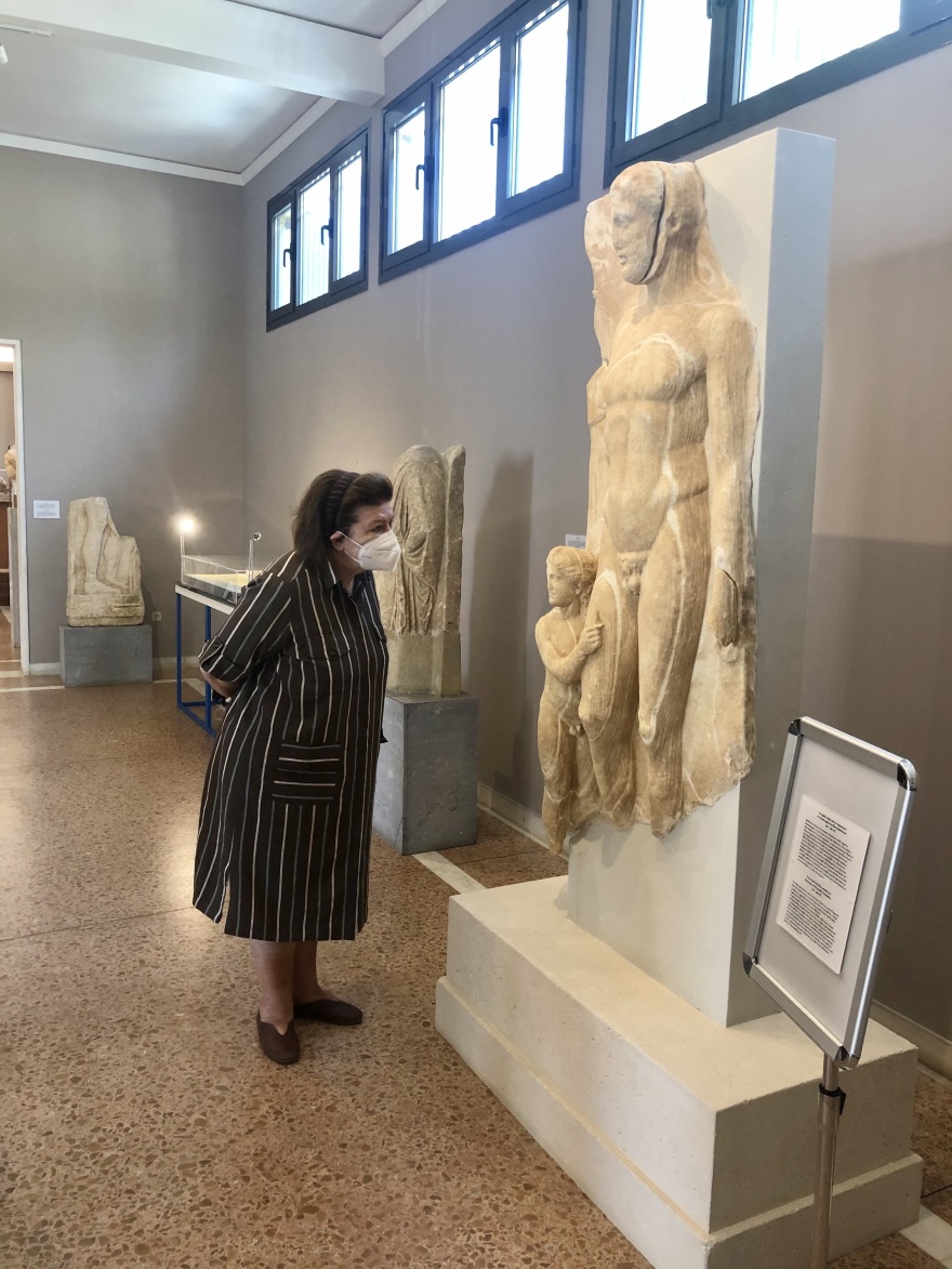 Λίνα Μενδώνη: Αυτοψία σε μνημεία της Τήνου