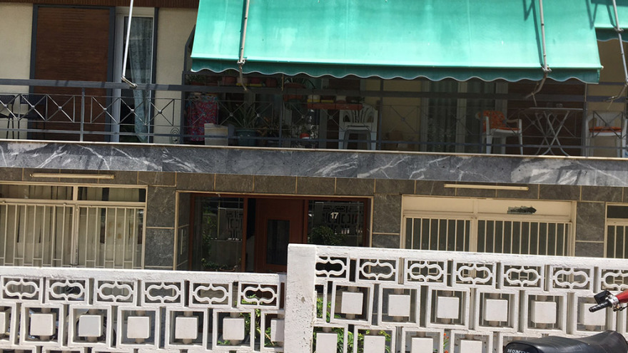 Δάφνη: Άγρια δολοφονία – Σκότωσε την γυναίκα του και παραδόθηκε