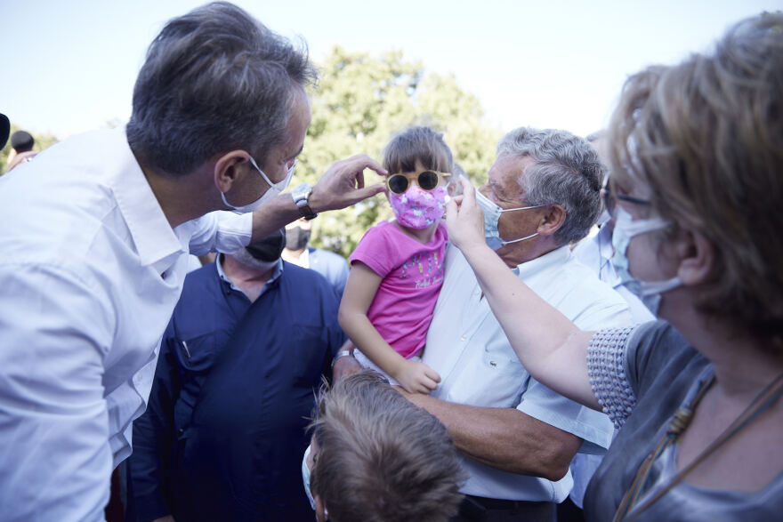 Μητσοτάκης από το Ρέθυμνο: Το εμβόλιο είναι ασφαλές, δεν έχει παρενέργειες - Σπεύστε όλοι να εμβολιαστείτε